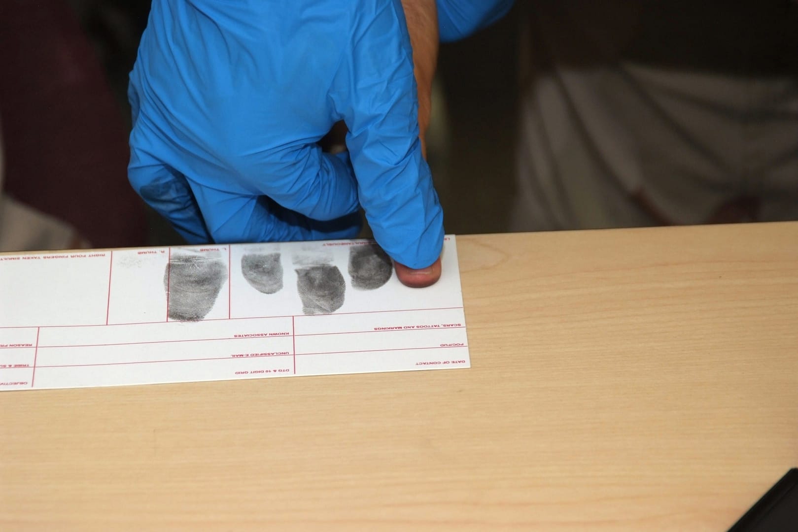 IMPORTANCE OF FINGERPRINTS AND ITS SCIENTIFIC REASONS
